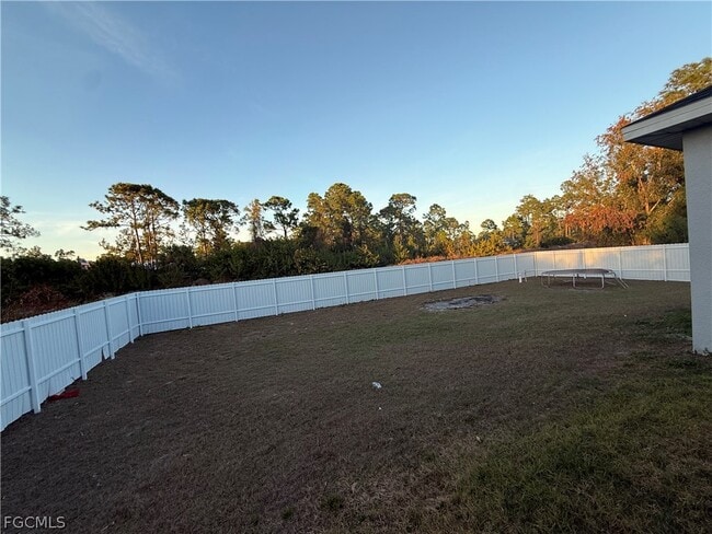 Photo - 2612 16th St W