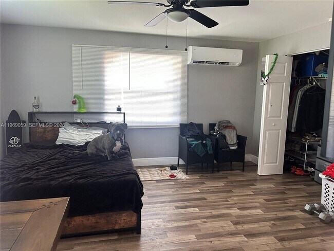 3633 SW 12th Ct Unit 3