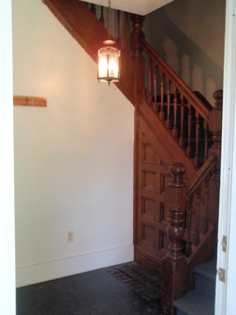 Front Foyer - 26 Boardman St Unit upper