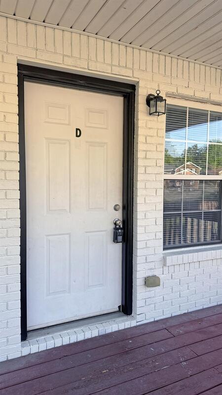 Building Photo - 145 Darlene Dr Unit D