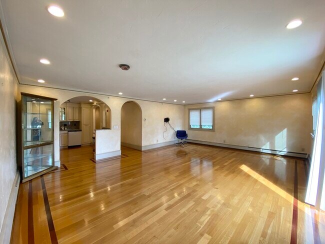 Photo - 99 St Mary's St Condo Unit 99