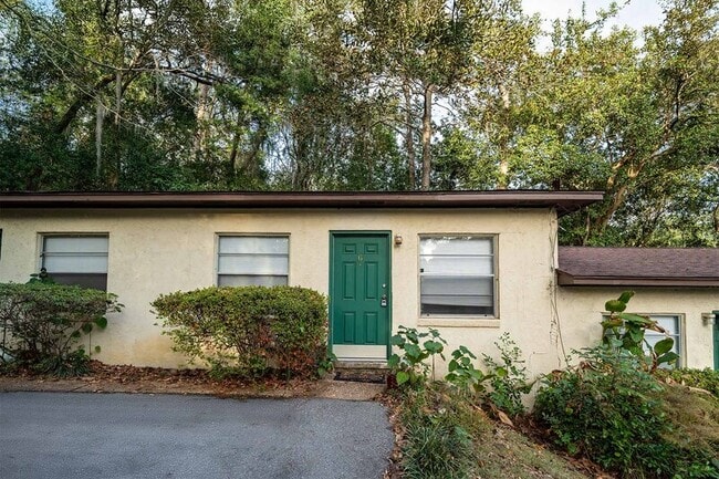 Building Photo - 236 Desoto Dr Unit 6