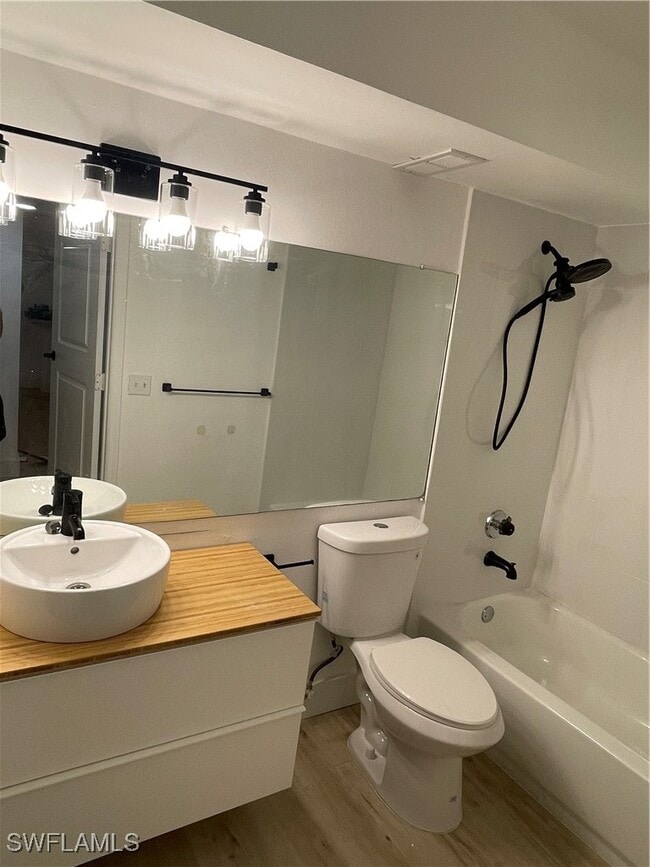 Building Photo - 13571 Eagle Ridge Dr Unit 1325