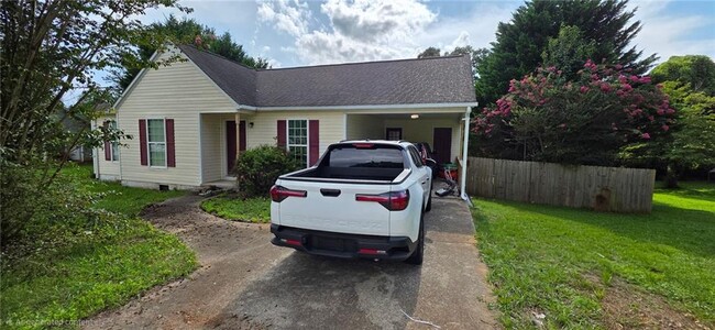 Building Photo - 5831 Fieldstone Ct