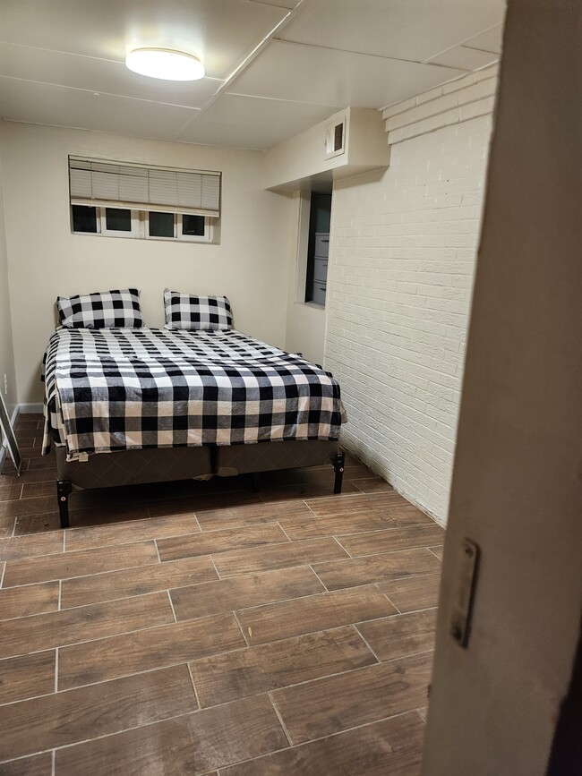 1st bedroom - 7757 Frederick Ct