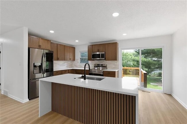 Photo - 804 S Montclaire Dr