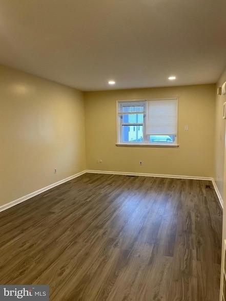 Photo - 304 Christopher Pl