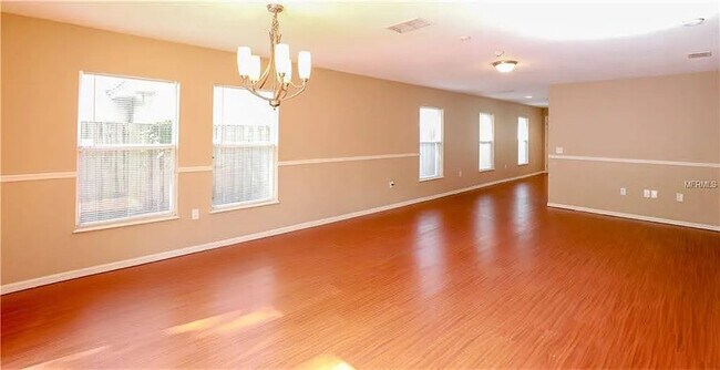 Photo - 835 McFall Ave