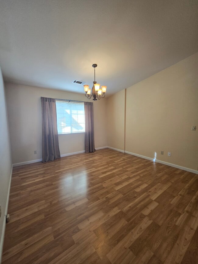 Photo - 1749 Bougainvillea Dr