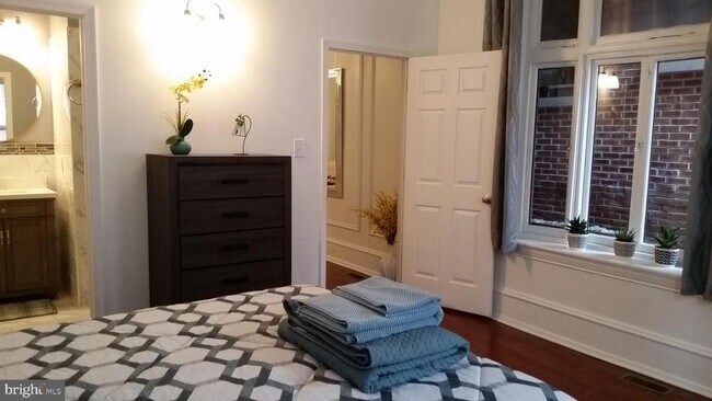 Photo - 2034 Delancey Pl Unit 2R