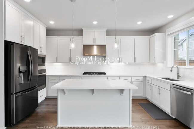 Photo - Luxury 5-Bedroom Home in South Cooper Mountain!