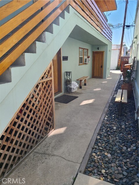 Photo - 213 Covina Ave