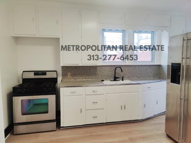 Photo - 22340 Park St