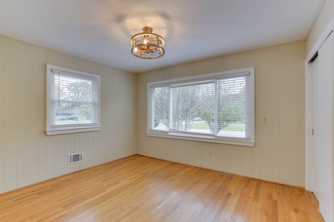 Photo - 1701 Meredith Rd