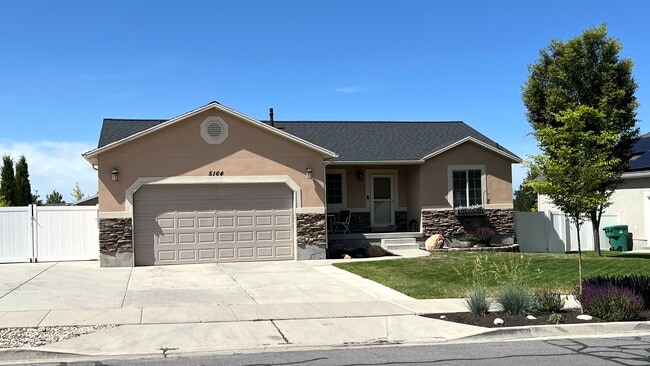 Building Photo - 5164 W Leila Ln
