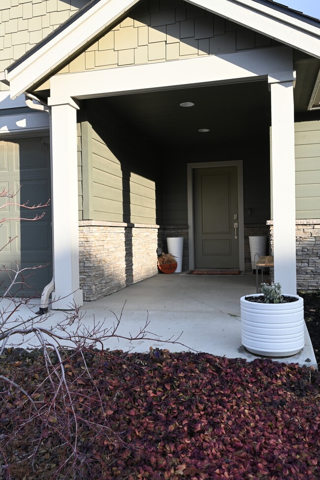 Photo - 7917 S Dana Ln