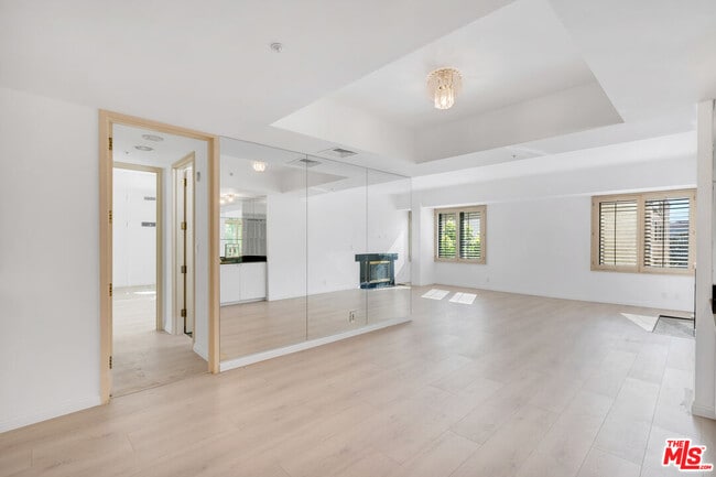 Photo - 10520 Wilshire Blvd Condo Unit 304