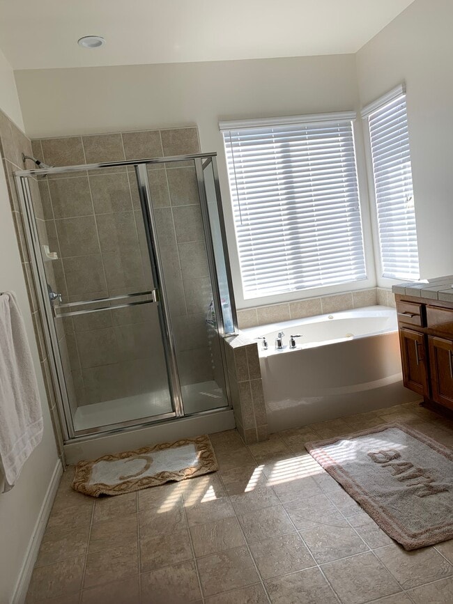 Photo - 11013 Dawson Falls Ave