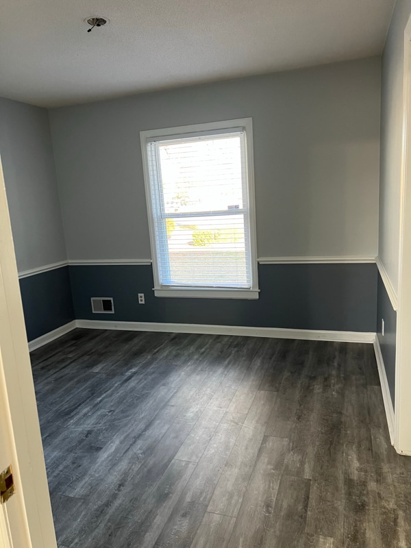 Photo - 639 N College Rd