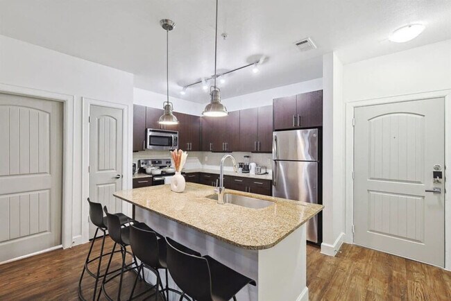 Photo - 5445 Town and Country Blvd Unit ID1363552P