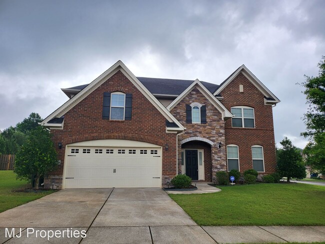 5 br, 3.5 bath House - 284 Big Oak Ln - 5 br, 3.5 bath House - 284 Big Oak Ln