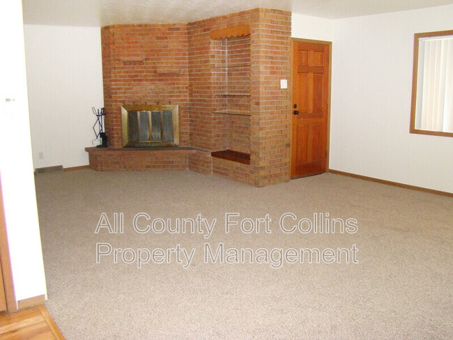Photo - 1208 Baker St