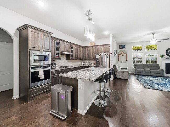 Photo - 11841 Kynborrow Rd