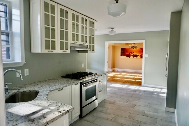 Photo - 415 City Ave Unidad B2