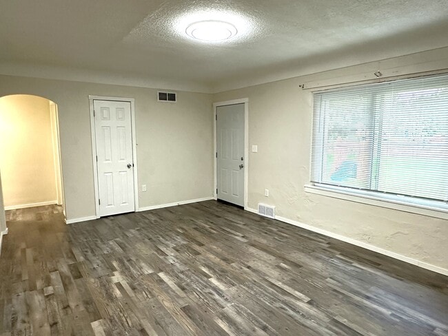 Photo - 1402 1st St Unit 1