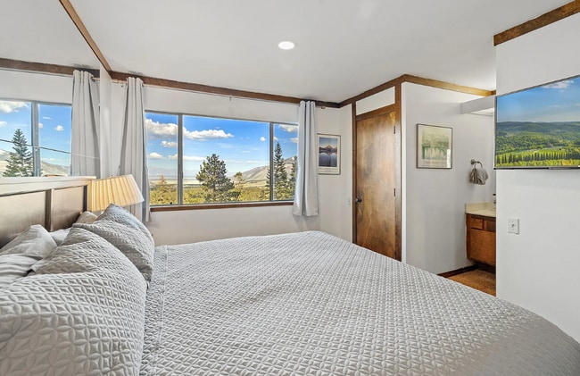 Photo - Fully Furnished 2 Bed / 2 Bath Corner Unit...