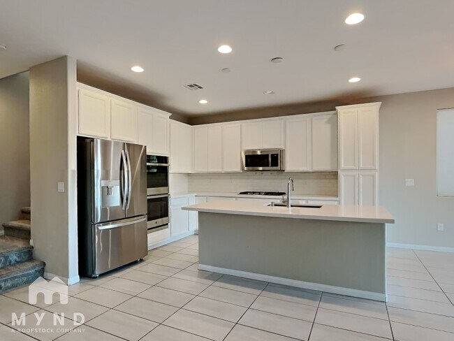 Photo - 5709 Justin Robert St