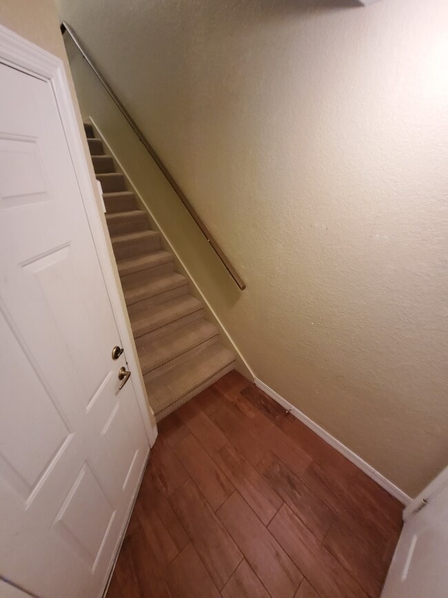 Photo - 1606 Legacy Park Dr