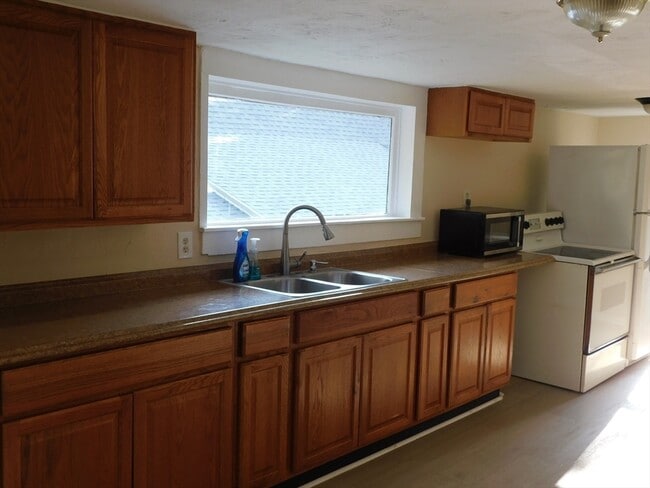 Photo - 250 Parkerville Rd Unit D