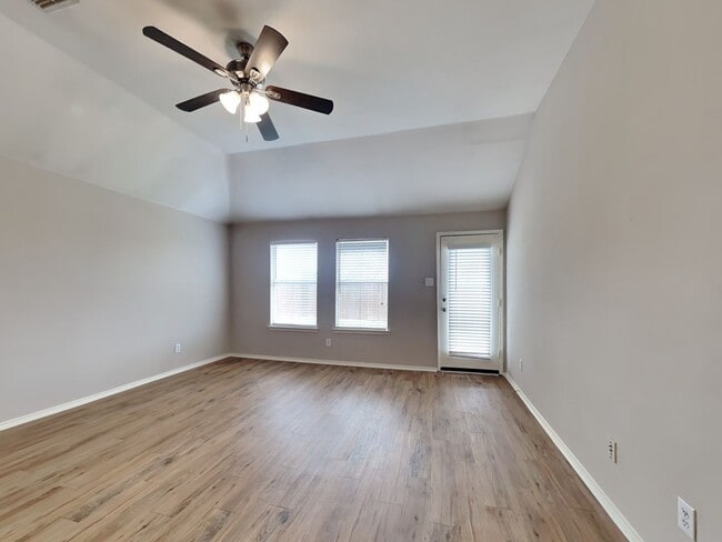 Photo - FANTASTIC HOME IN FORNEY!