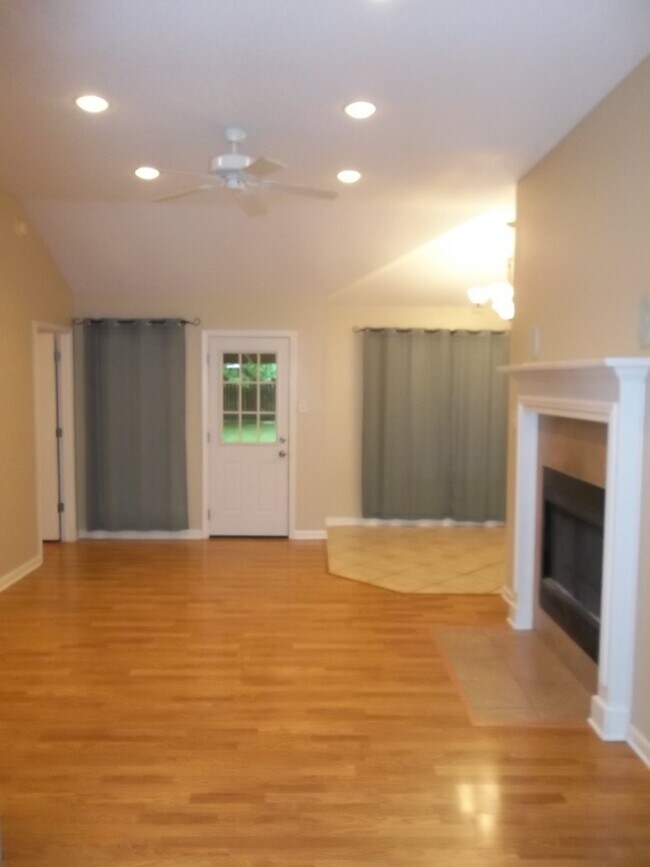 Photo - 3 BEDROOM, 2 BATH, BELTON ISD