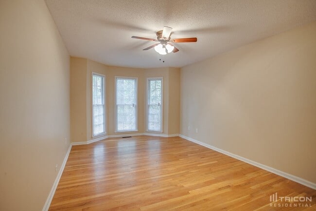 Photo - 69 Peach Crossing Dr