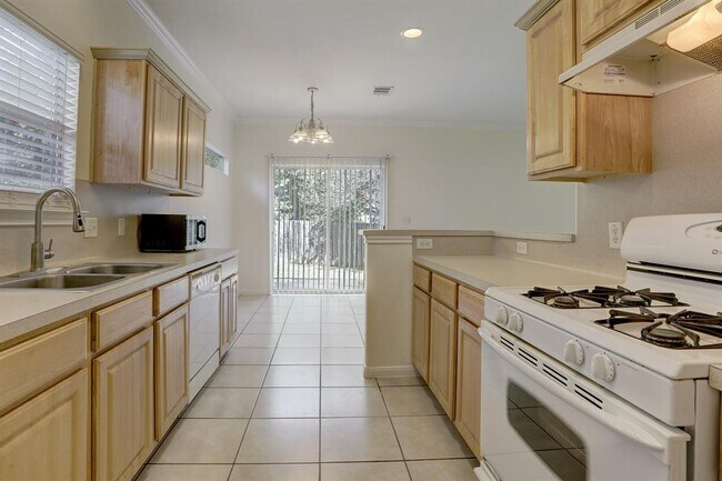 308 Blackson Ave