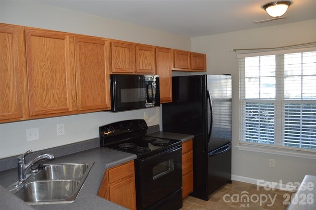 Photo - 154 Limerick Rd