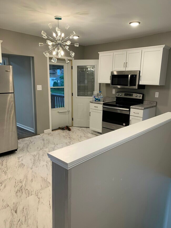 1002 Bush Street, Townhome Unit Lower Townhome Rental in Red Wing MN