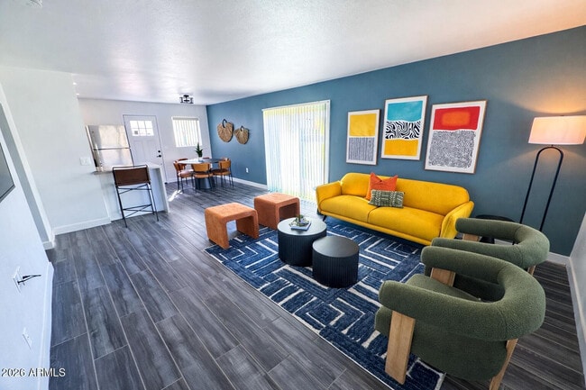 Building Photo - 4607 N 74th St Unit 9