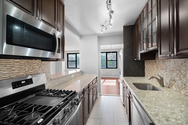 Photo - 201 St Pauls Ave Condo Unit 1T
