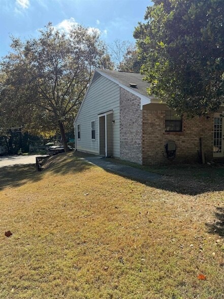 Photo - 1591 Misty Garden Way