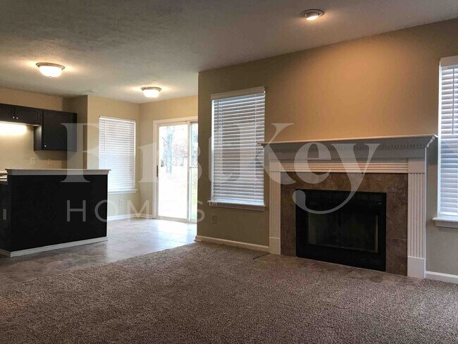 Photo - 5851 Tybalt Ln