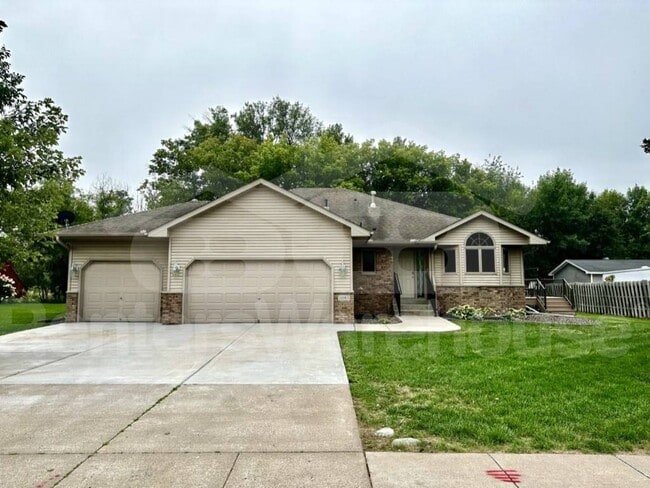Photo - 11083 Ridge Point Blvd House
