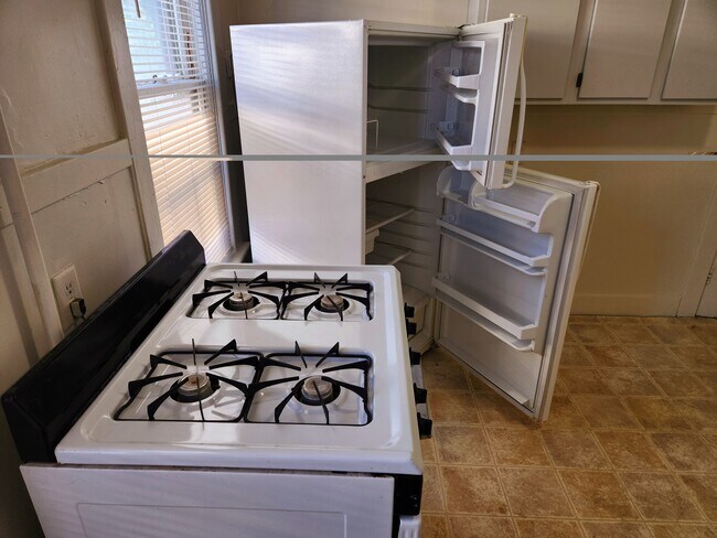 Photo - 1751 Eastern Pky Unit Apt 3