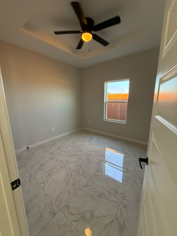 Photo - 905 W 8th St Unidad 1