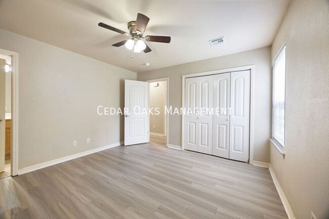 Photo - 1302 S C Ct