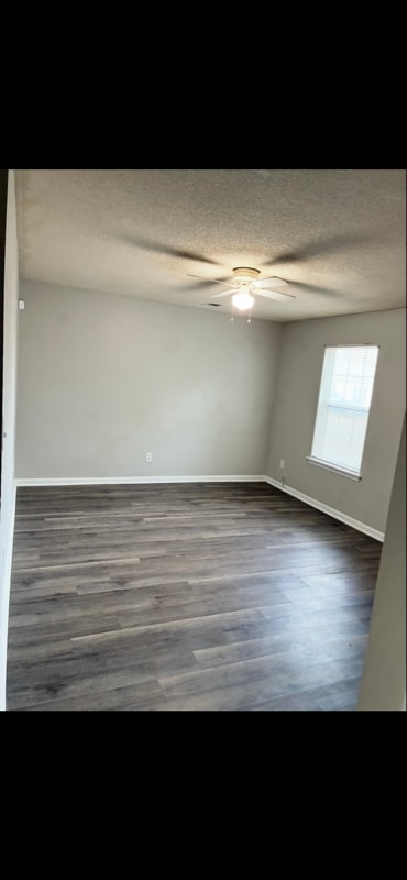 Photo - 126 Mauldon Ct