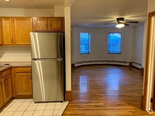 Building Photo - 93 E Brookline St Unit 1 Rental