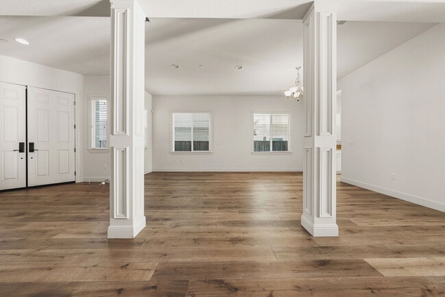 Photo - 7585 Mindy Mae Ln